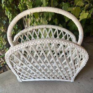Wicker White Divided Magazine Basket Rack Sturdy VTG cottage core boho